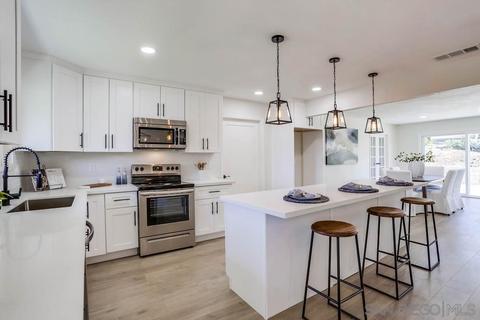 1060 Morro Rd, Fallbrook, CA 92028 photo 1
