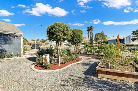 660 Irene Rd, Oceanside, CA 92057 photo 3