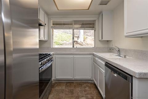 1104 Grape St, San Marcos, CA 92069 photo 7