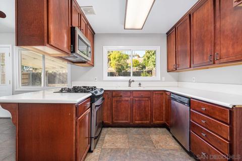 9620 Cambury Dr, Santee, CA 92071 photo 13