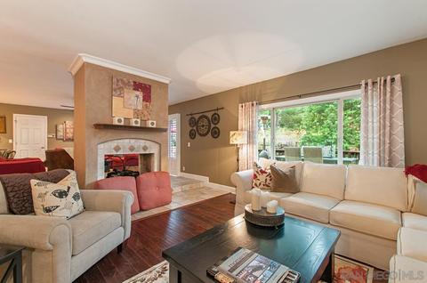 4326 Calavo Dr, La Mesa, CA 91941 photo 4