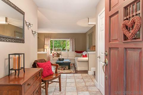 4326 Calavo Dr, La Mesa, CA 91941 photo 1