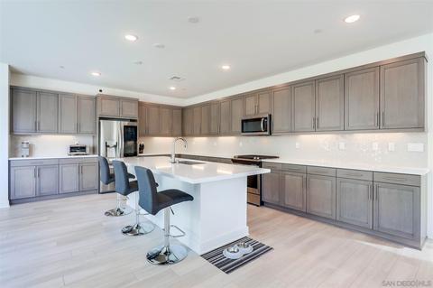 8922 Trailridge Ave, Santee, CA 92071 photo 9