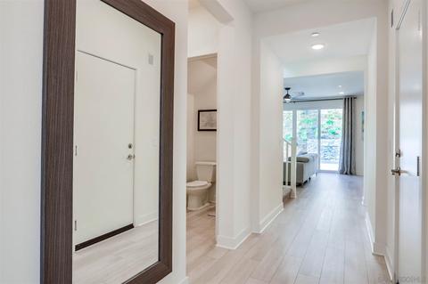 8922 Trailridge Ave, Santee, CA 92071 photo 2
