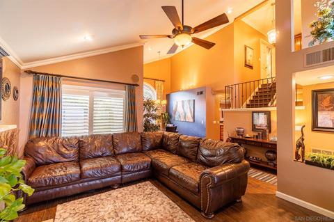 10228 Stone Point Ln, Spring Valley, CA 91977 photo 3