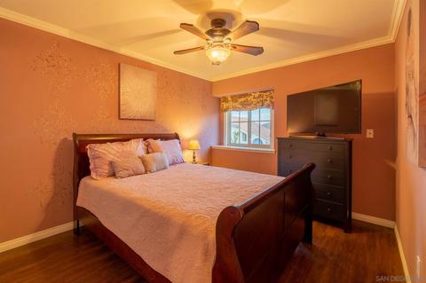 10228 Stone Point Ln, Spring Valley, CA 91977 photo 19