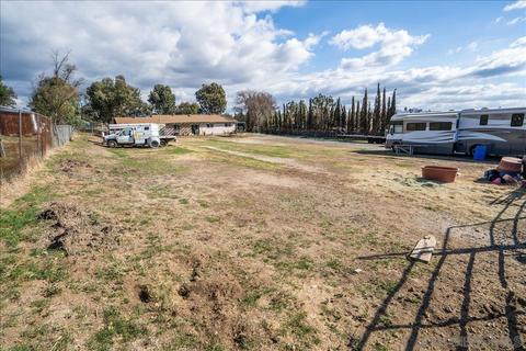 207 Hope St, Ramona, CA 92065 photo 8