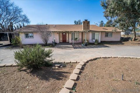 207 Hope St, Ramona, CA 92065 photo 1