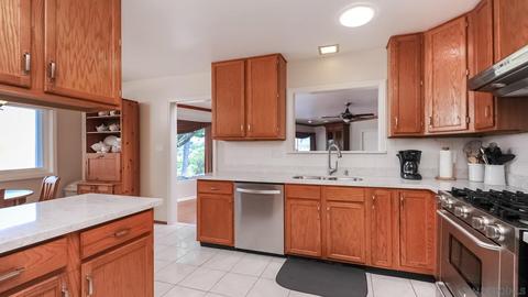 9421 Marilla Dr, Lakeside, CA 92040 photo 17