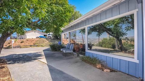 9421 Marilla Dr, Lakeside, CA 92040 photo 5