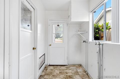 654 Glenmont, Solana Beach, CA 92075 photo 18
