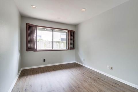 3297 Caminito Ameca, La Jolla, CA 92037 photo 14