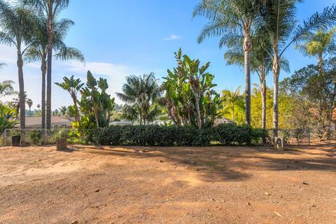 2105 Lakeview Rd, Vista, CA 92084 photo 39