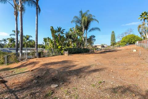 2105 Lakeview Rd, Vista, CA 92084 photo 38