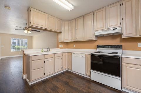 10136 Peaceful Ct, Santee, CA 92071 photo 6