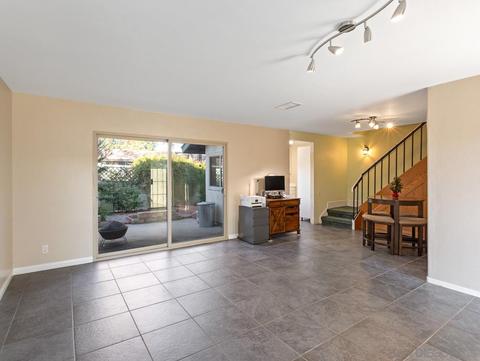 382 Roundtree Gln, Escondido, CA 92026 photo 3