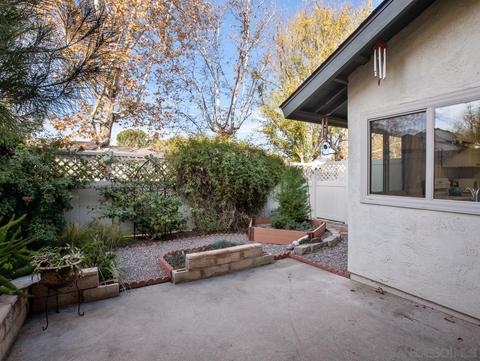 382 Roundtree Gln, Escondido, CA 92026 photo 11