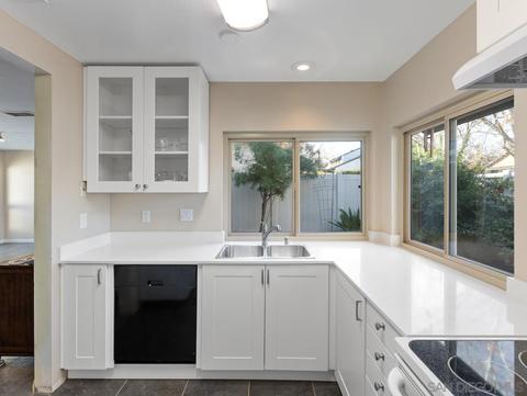 382 Roundtree Gln, Escondido, CA 92026 photo 6