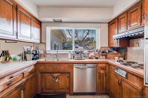 5625 Severin Dr, La Mesa, CA 91942 photo 8