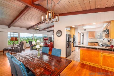 4242 Summit Dr, La Mesa, CA 91941 photo 11