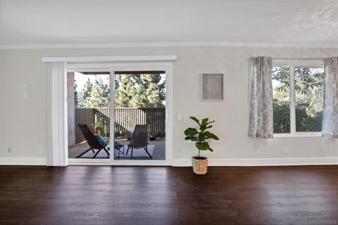 8536 Via Mallorca #A, La Jolla, CA 92037 photo 12