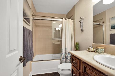 8536 Via Mallorca #A, La Jolla, CA 92037 photo 18