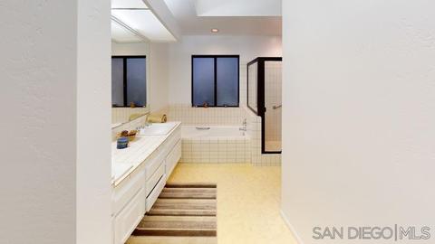 2263 Via Pravia, La Jolla, CA 92037 photo 17