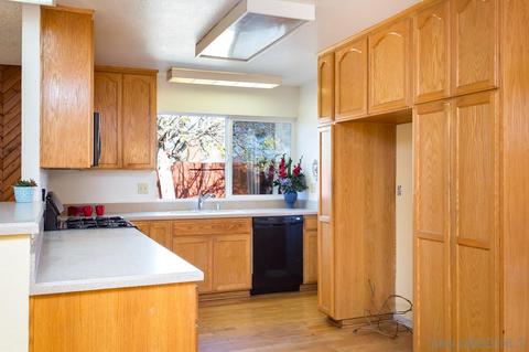 10854 Wagon Wheel Dr, Spring Valley, CA 91978 photo 13