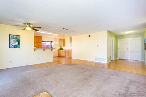 10854 Wagon Wheel Dr, Spring Valley, CA 91978 photo 8