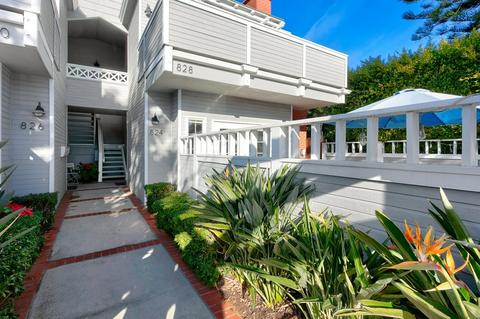 824 D Ave, Coronado, CA 92118 photo 2