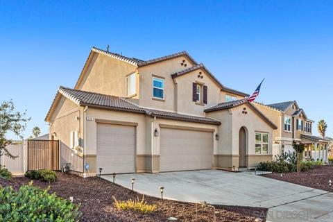 519 Saddle Pl, Escondido, CA 92026 photo 3