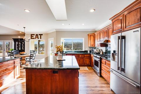 18155 Traylor Rd, Ramona, CA 92065 photo 9