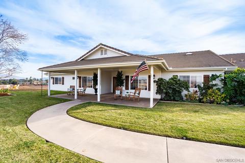18155 Traylor Rd, Ramona, CA 92065 photo 2