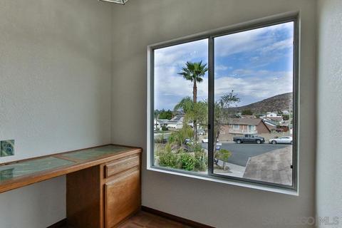 2414 Wagon Wheel Ct, Spring Valley, CA 91978 photo 11