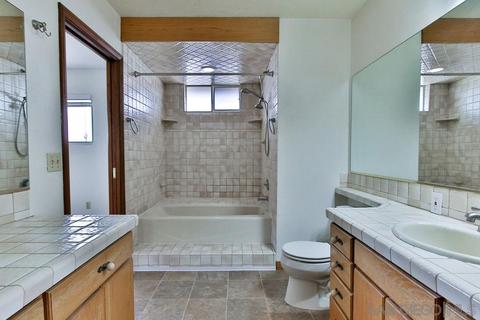 2414 Wagon Wheel Ct, Spring Valley, CA 91978 photo 12