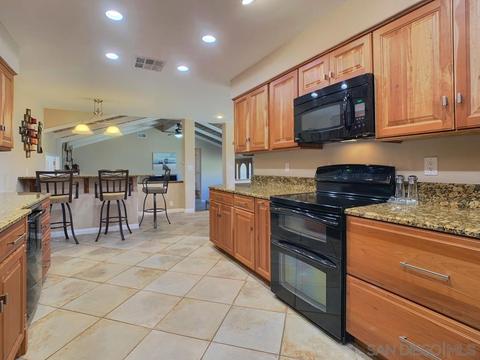 8157 Starview Dr, El Cajon, CA 92021 photo 9