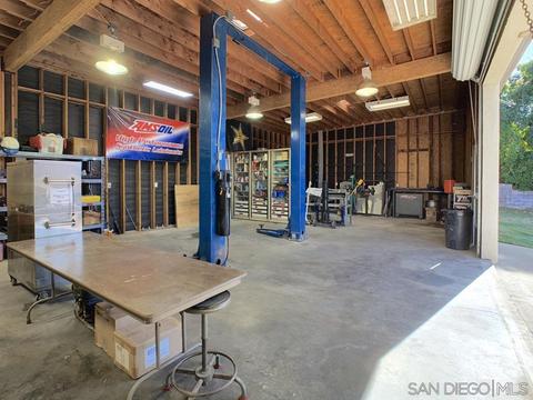 8157 Starview Dr, El Cajon, CA 92021 photo 6