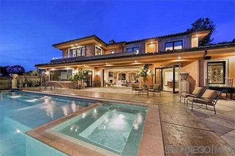 2115 Merida Ct, La Jolla, CA 92037 photo 1