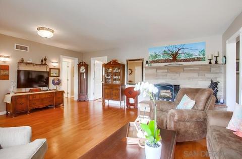 1909 Kenora Dr, Escondido, CA 92027 photo 4