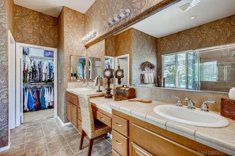 33748 Emerald Creek Ct, Temecula, CA 92592 photo 16