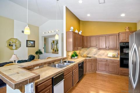 13892 Oakstand Rd, Poway, CA 92064 photo 7