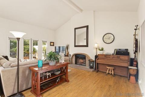 3833 Wildrose Gln, Escondido, CA 92025 photo 6