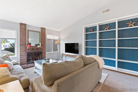 395 Compass, Oceanside, CA 92054 photo 2