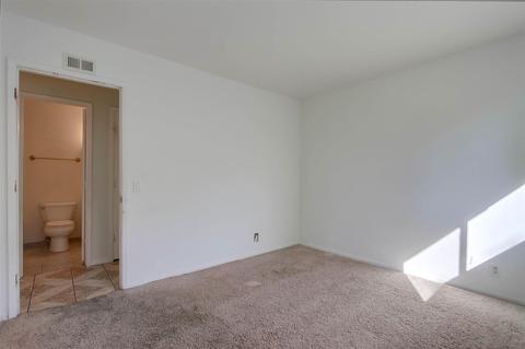 504 Roja St, Oceanside, CA 92057 photo 32
