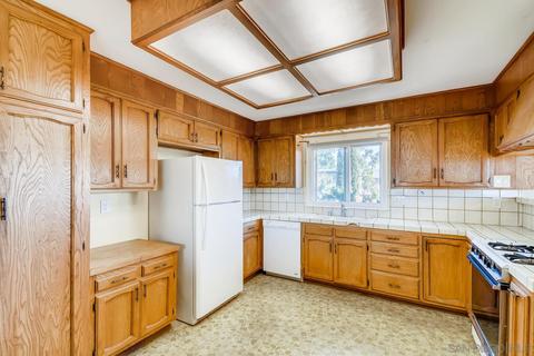 1626 La Mesa Ave, Spring Valley, CA 91977 photo 13