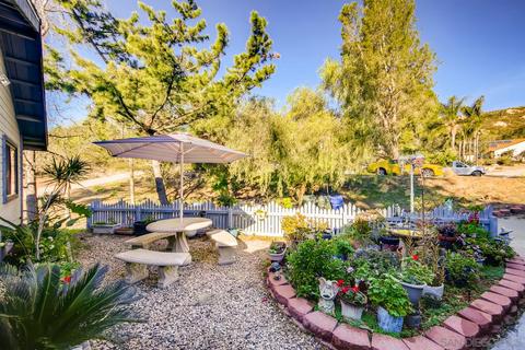 16571 Daza Dr, Ramona, CA 92065 photo 2