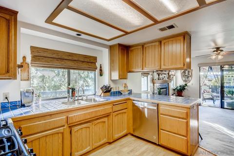 16571 Daza Dr, Ramona, CA 92065 photo 10