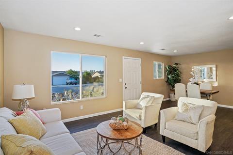15231 Luis St, Poway, CA 92064 photo 3