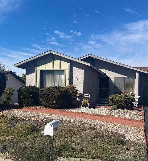 4596 Westridge Dr, Oceanside, CA 92056 photo 1