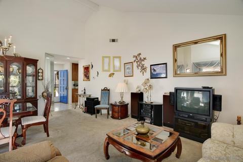 4704 Galicia Way, Oceanside, CA 92056 photo 2